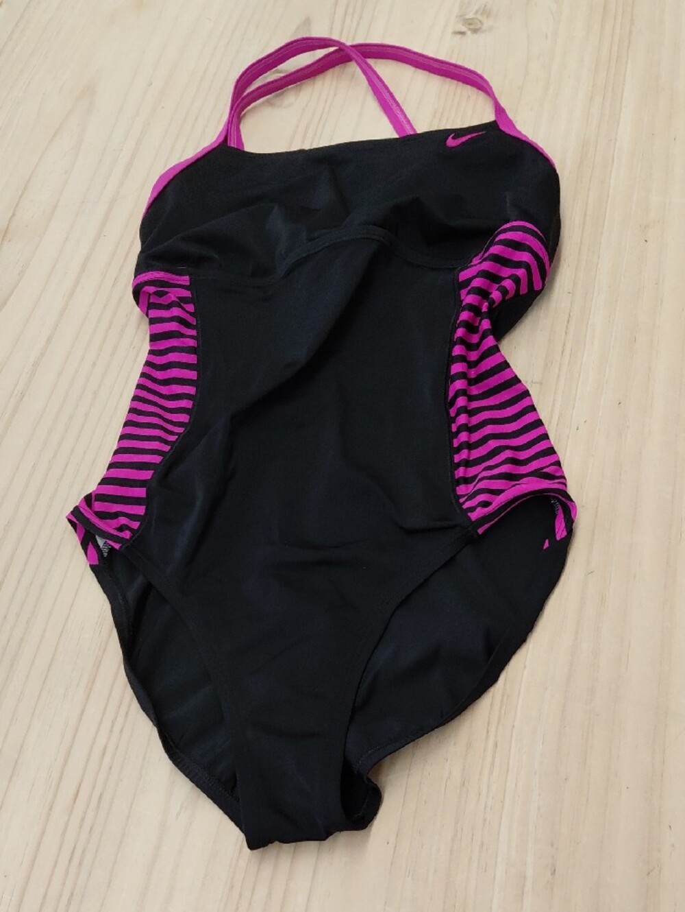 Nike Women Black One Piece Large SWIMSUIT with Hot Pink Trim